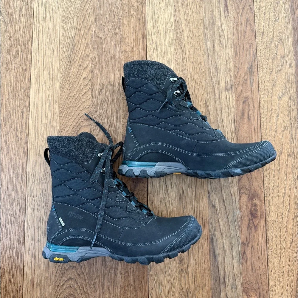 AHNU TEVA SUGARFROST INSULATED WP BLACK BOOTS Women’s Sz 6.5 Hiking Snow Outdoor